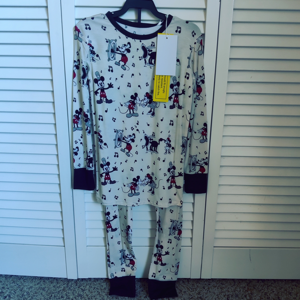 Little Peanut Bamboo Musical Mickey Mouse Pajama Set Toddler Size 5/6 NWT